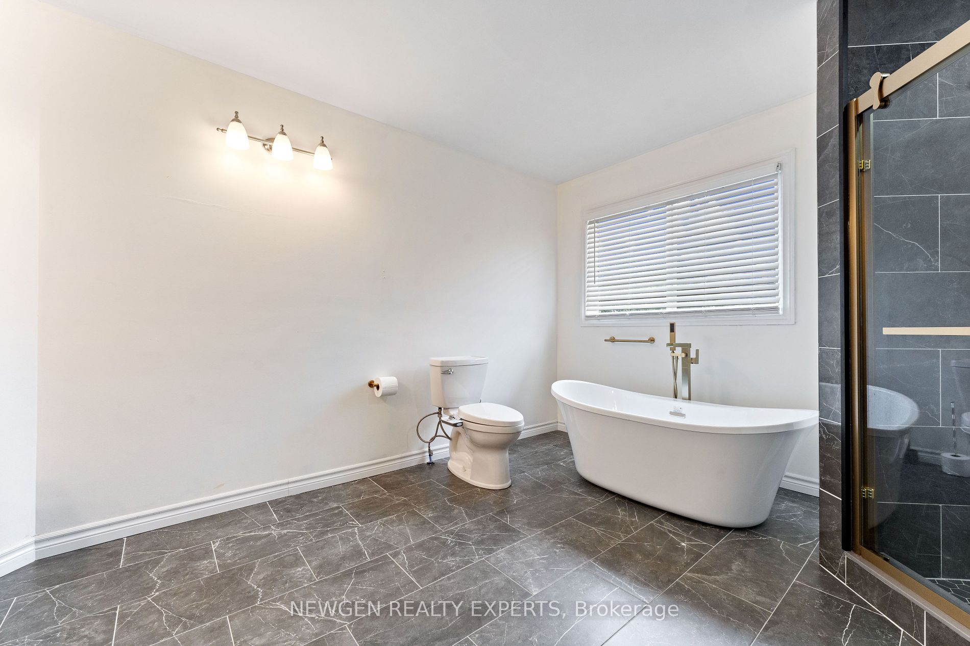 43 Golden Meadow Road