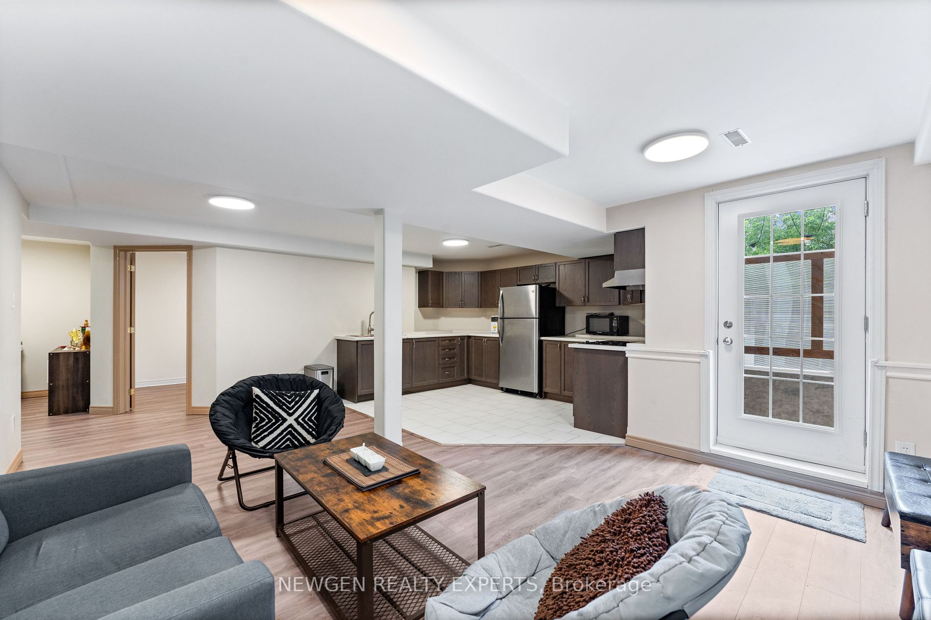 43 Golden Meadow Road