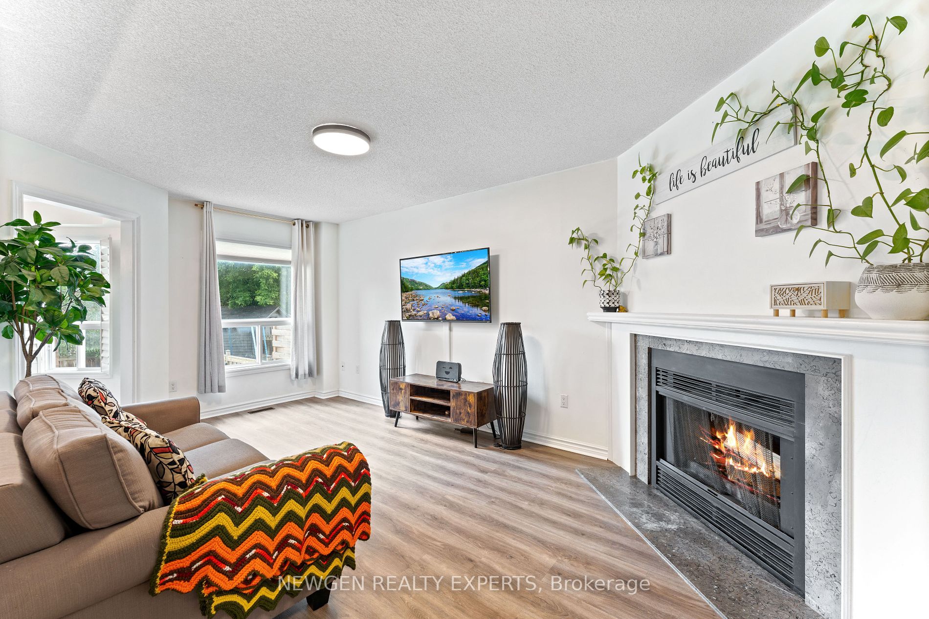 43 Golden Meadow Road