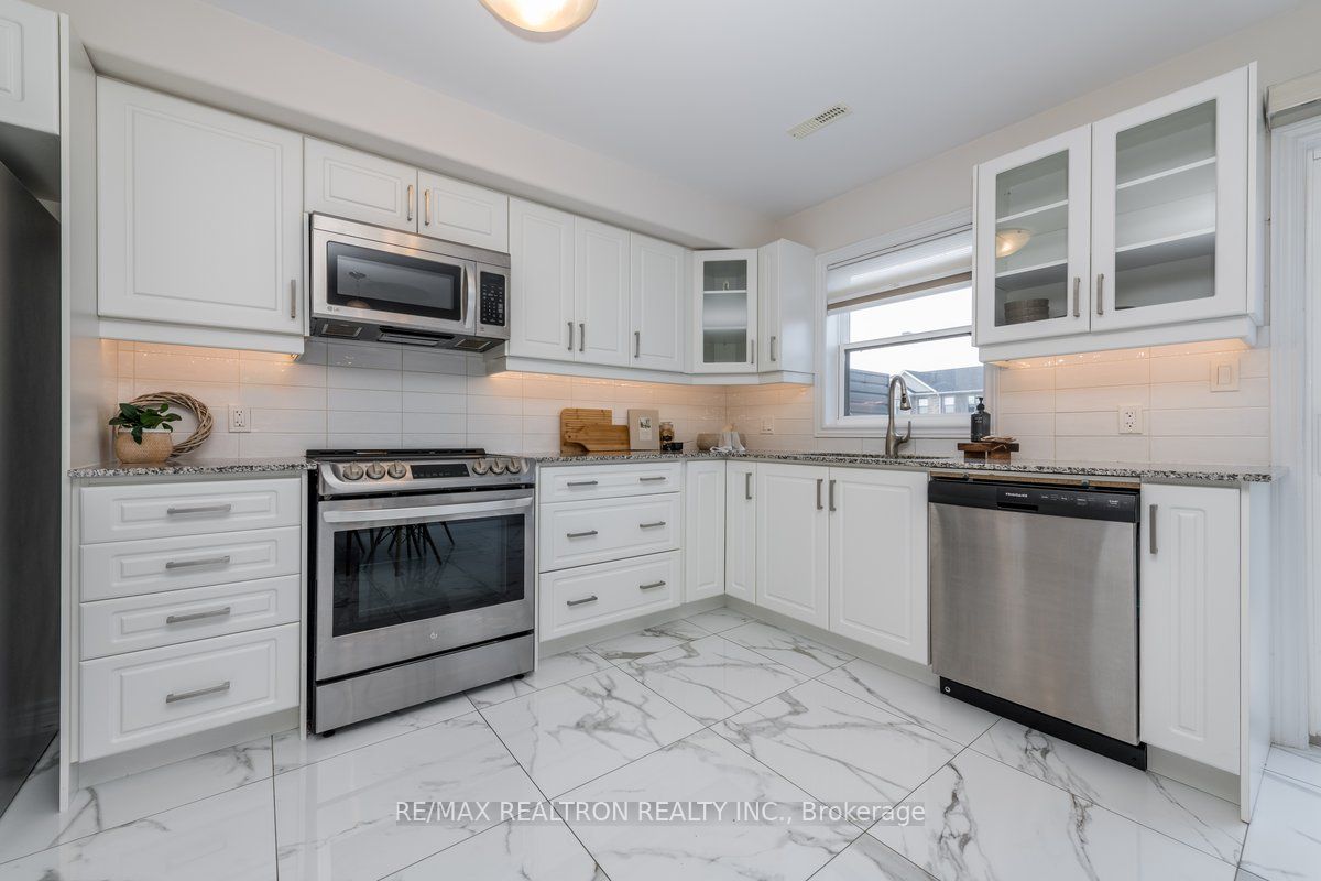 1 Leggott Avenue, #25