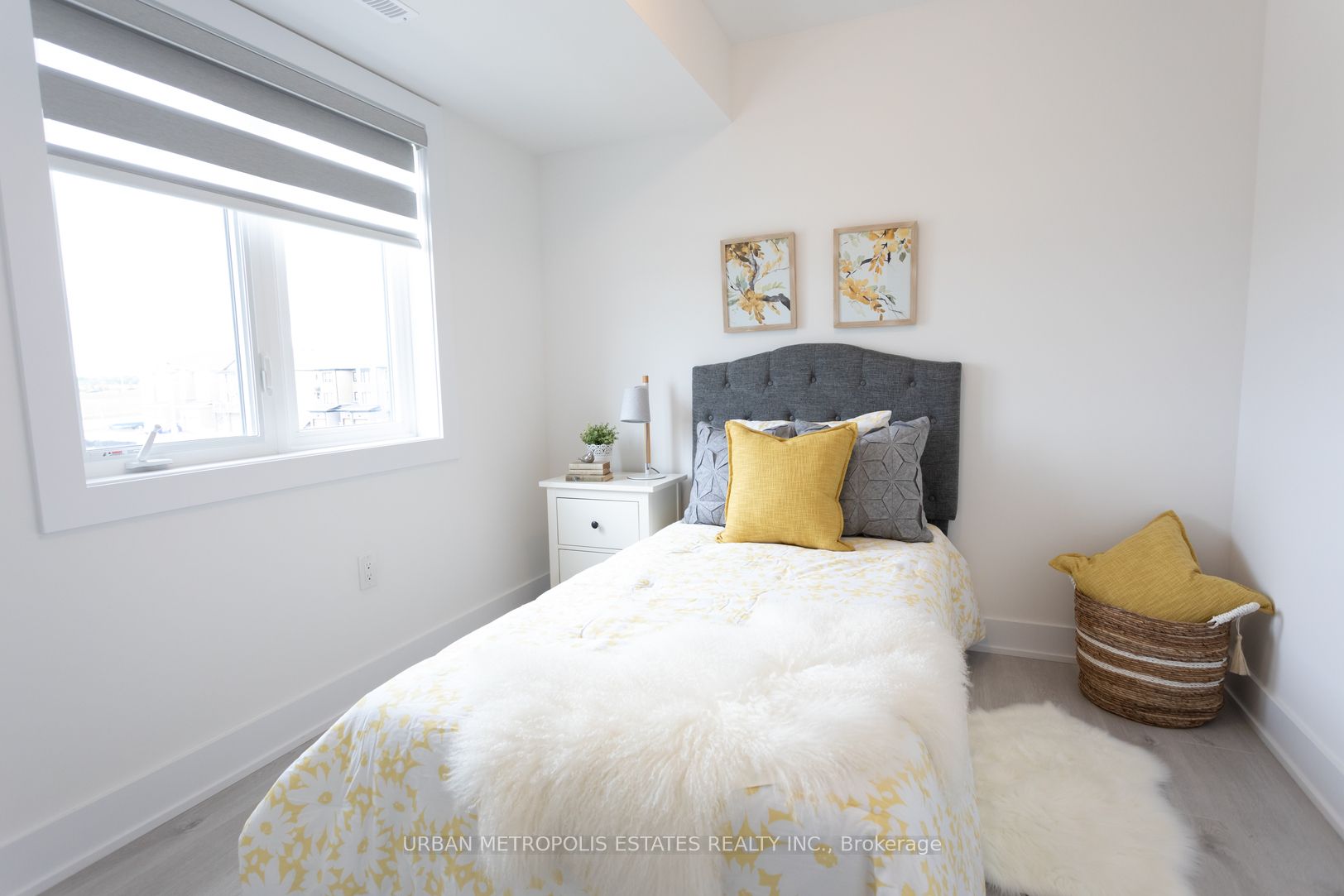 53 Pumpkin Corner Crescent, #Unit #4