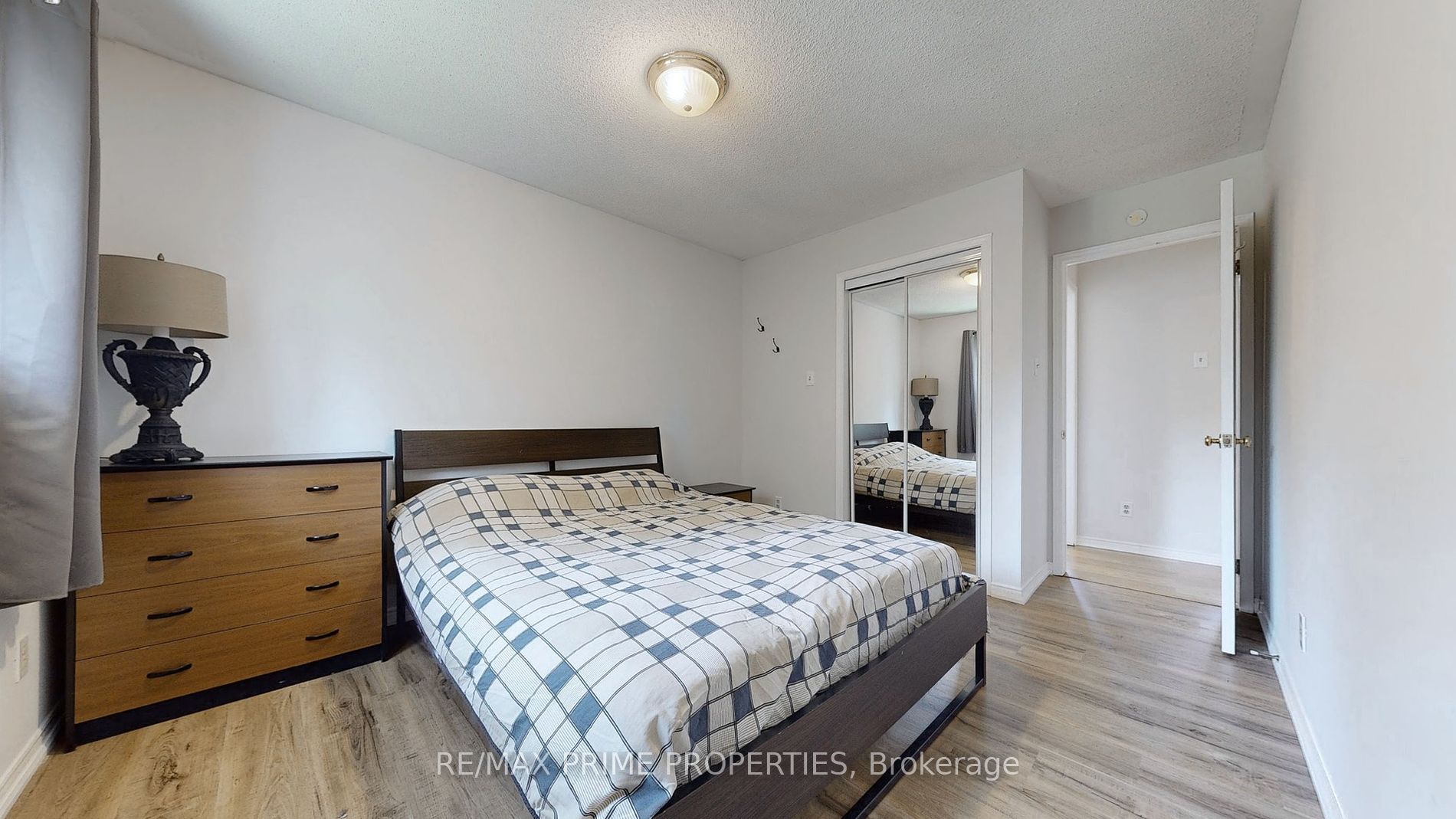 129 Osborne St