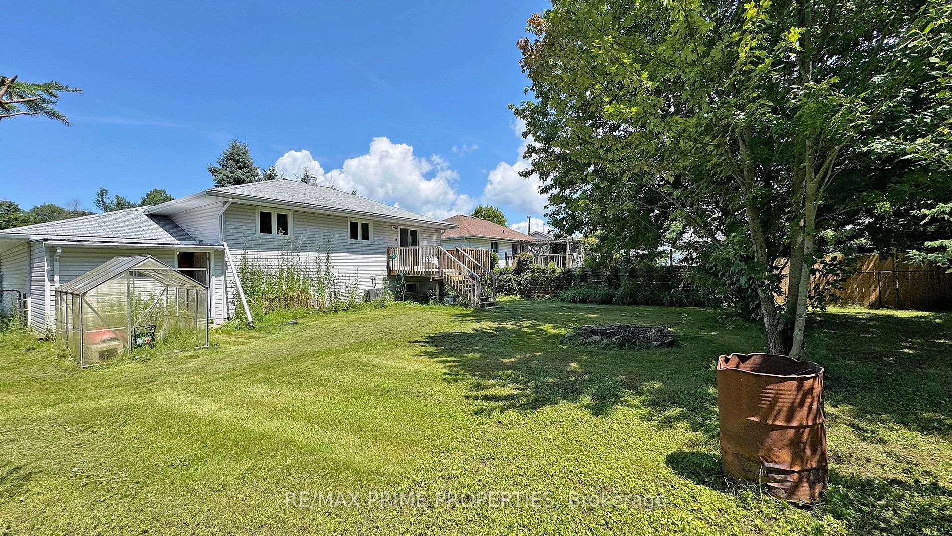 129 Osborne St
