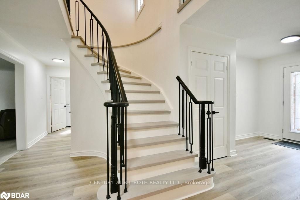 58 Brushwood Cres