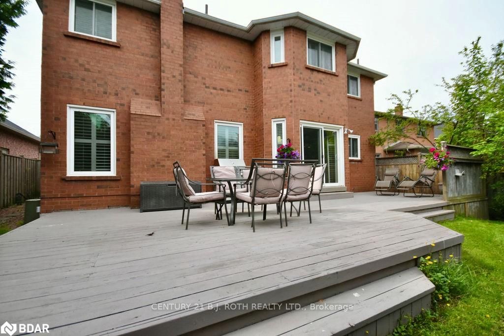 58 Brushwood Cres