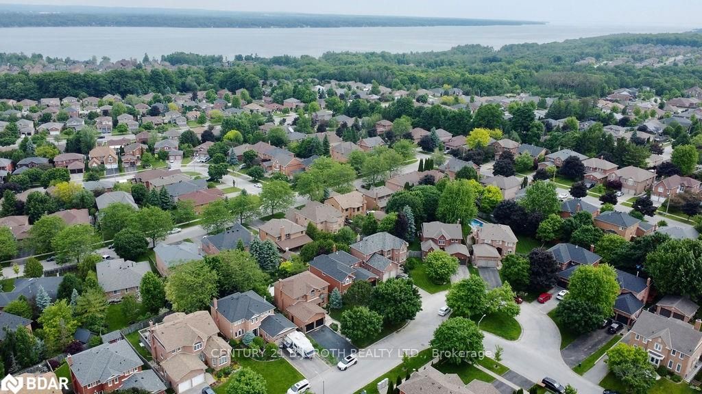 58 Brushwood Cres