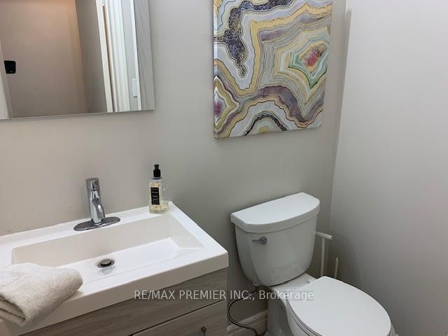 2 Bernick Dr, #23