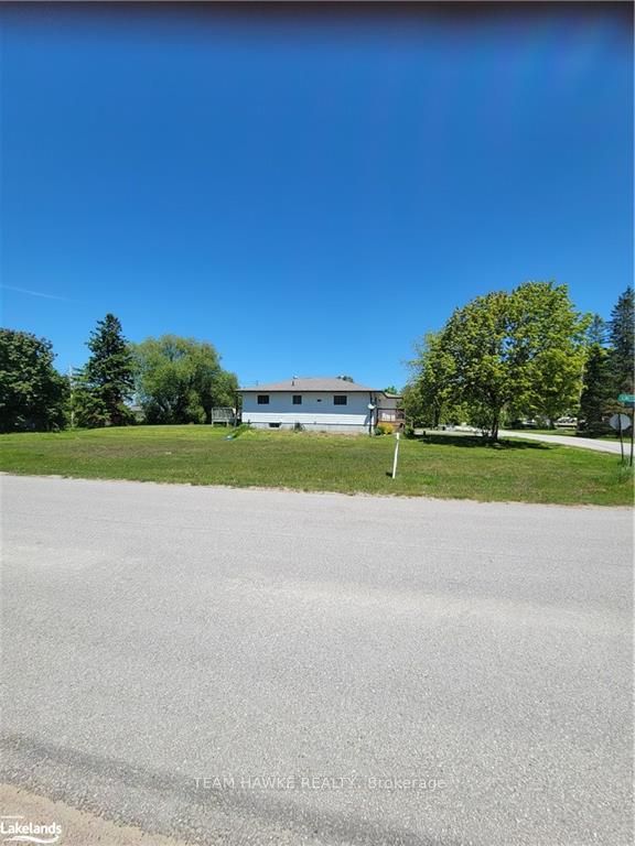 268 Kingfisher Avenue