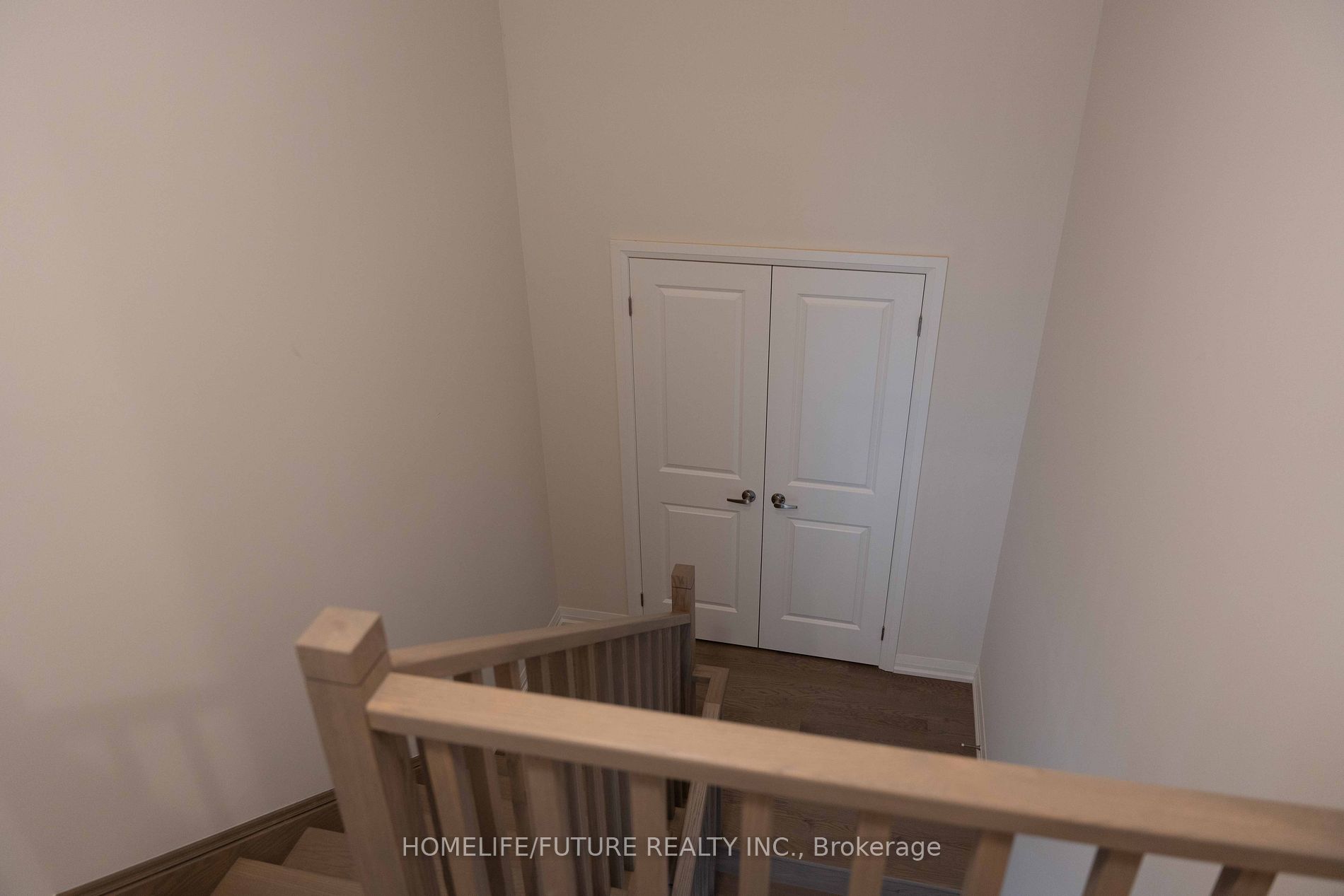 77 Federica Crescent