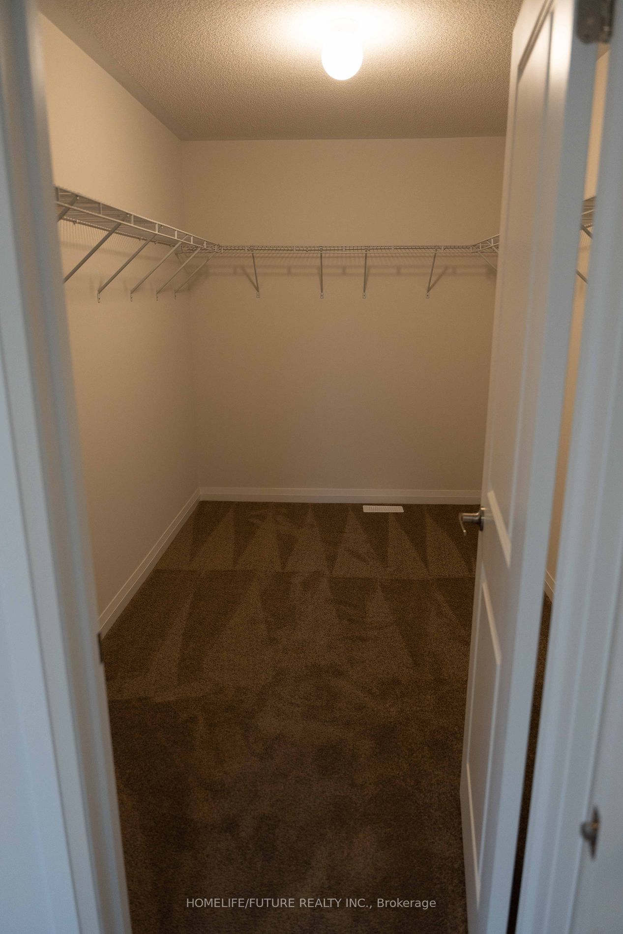 77 Federica Crescent