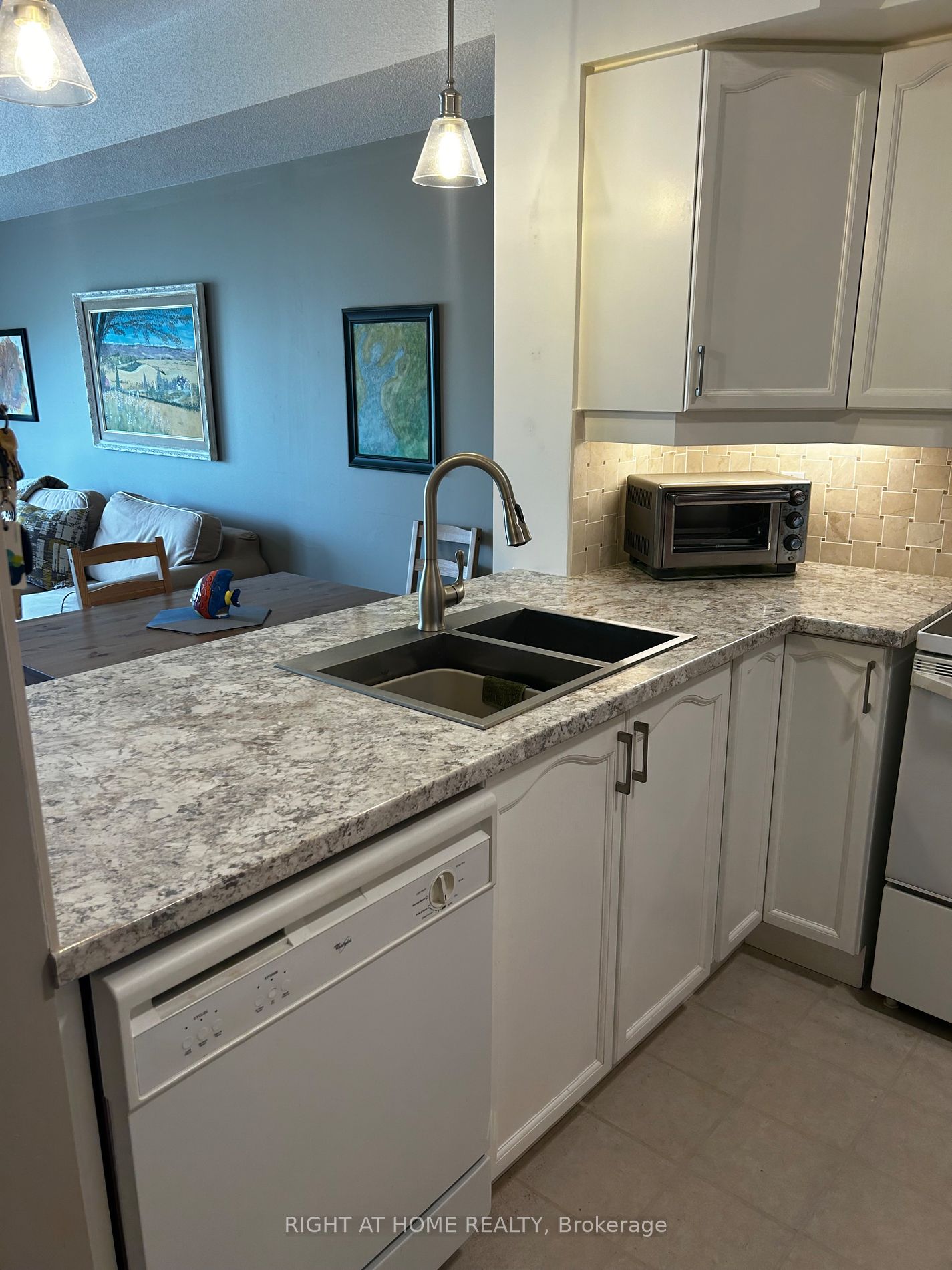 94 Dean Ave, #316