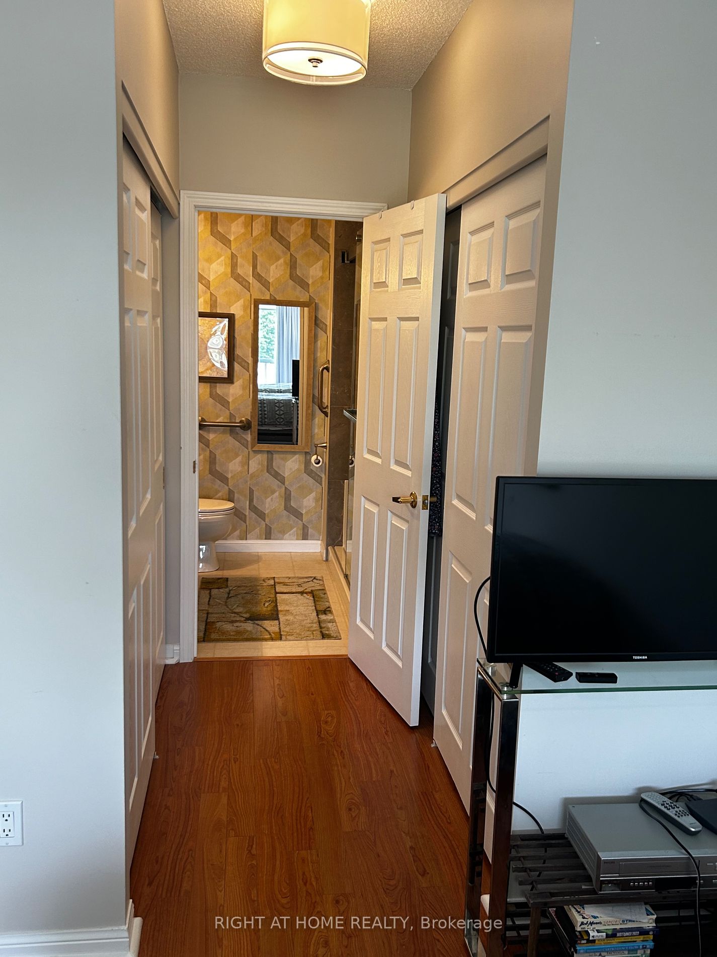 94 Dean Ave, #316