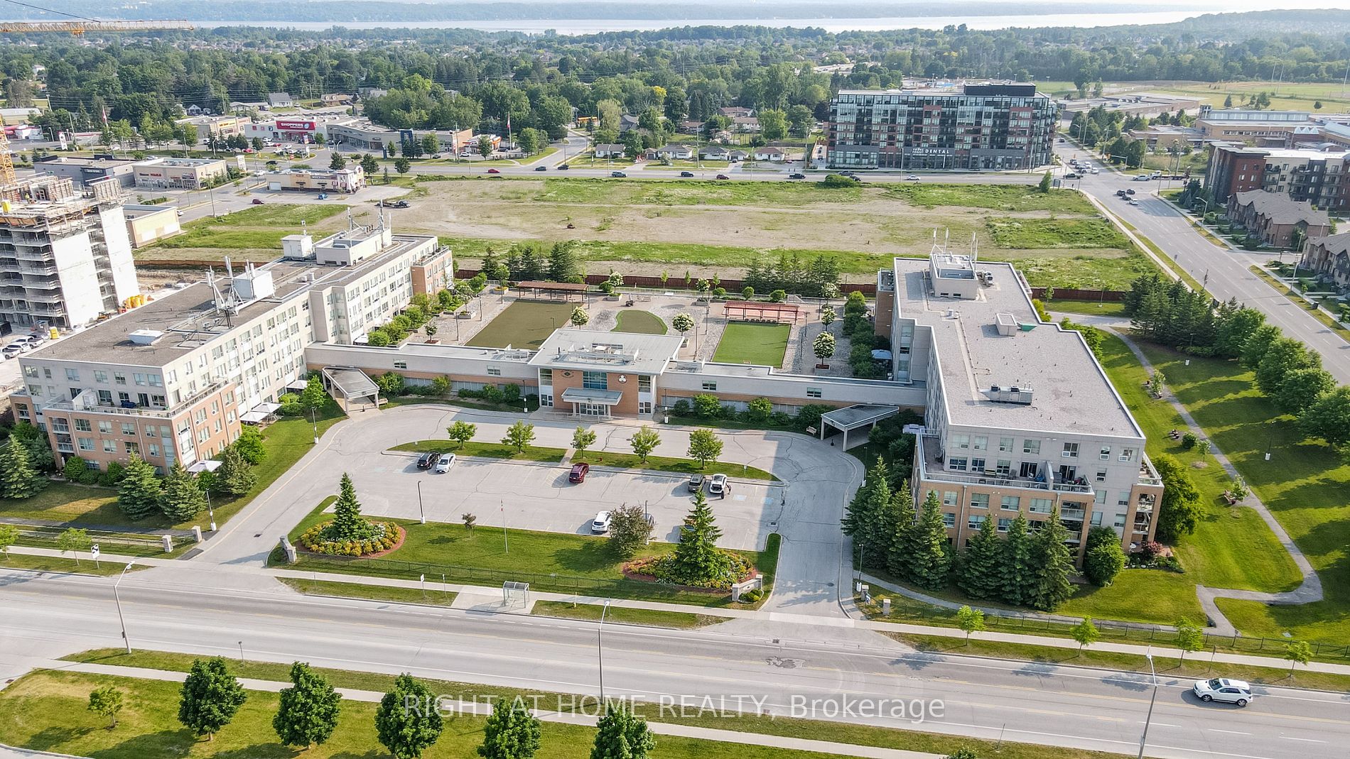 94 Dean Ave, #316