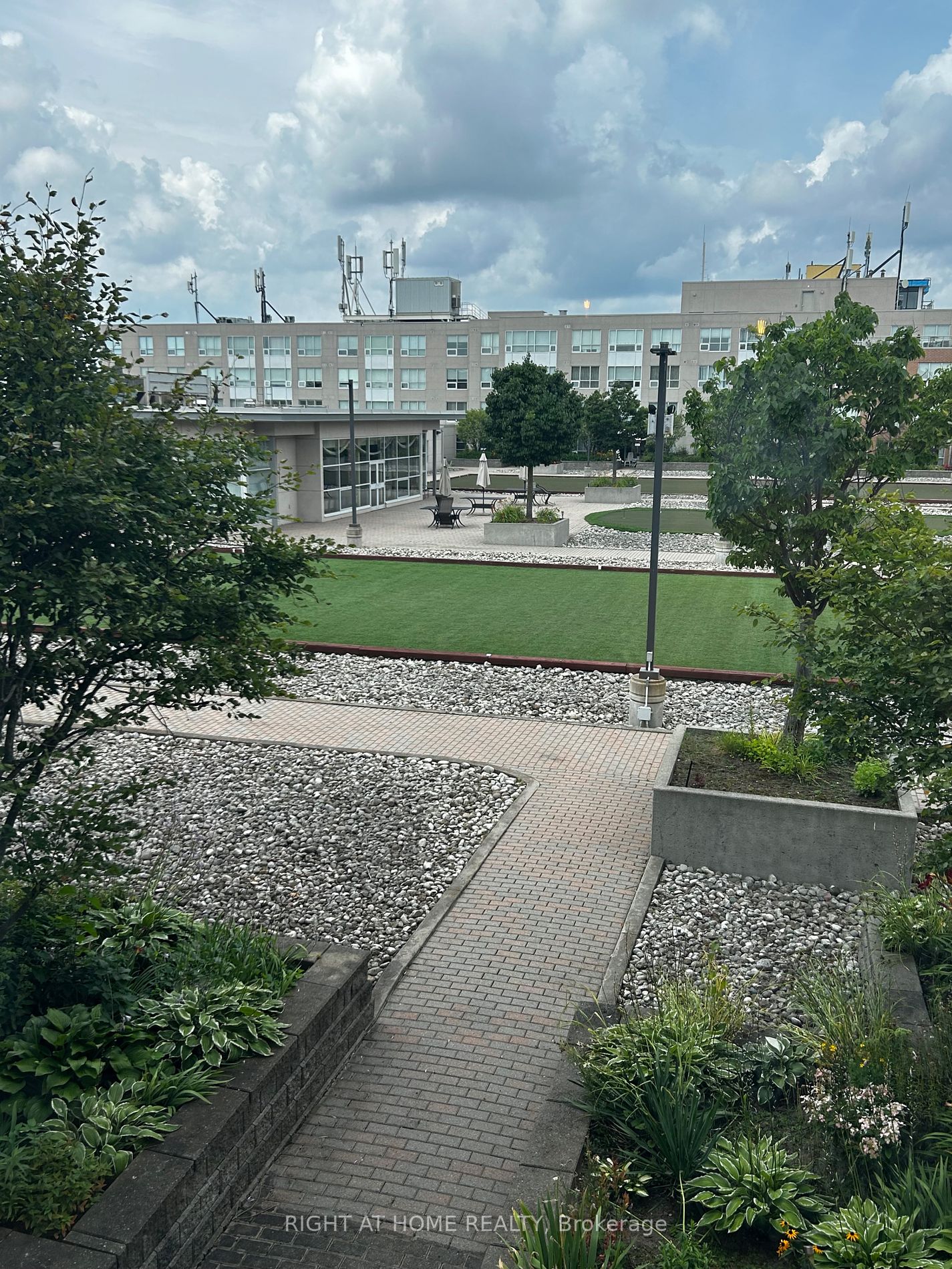 94 Dean Ave, #316