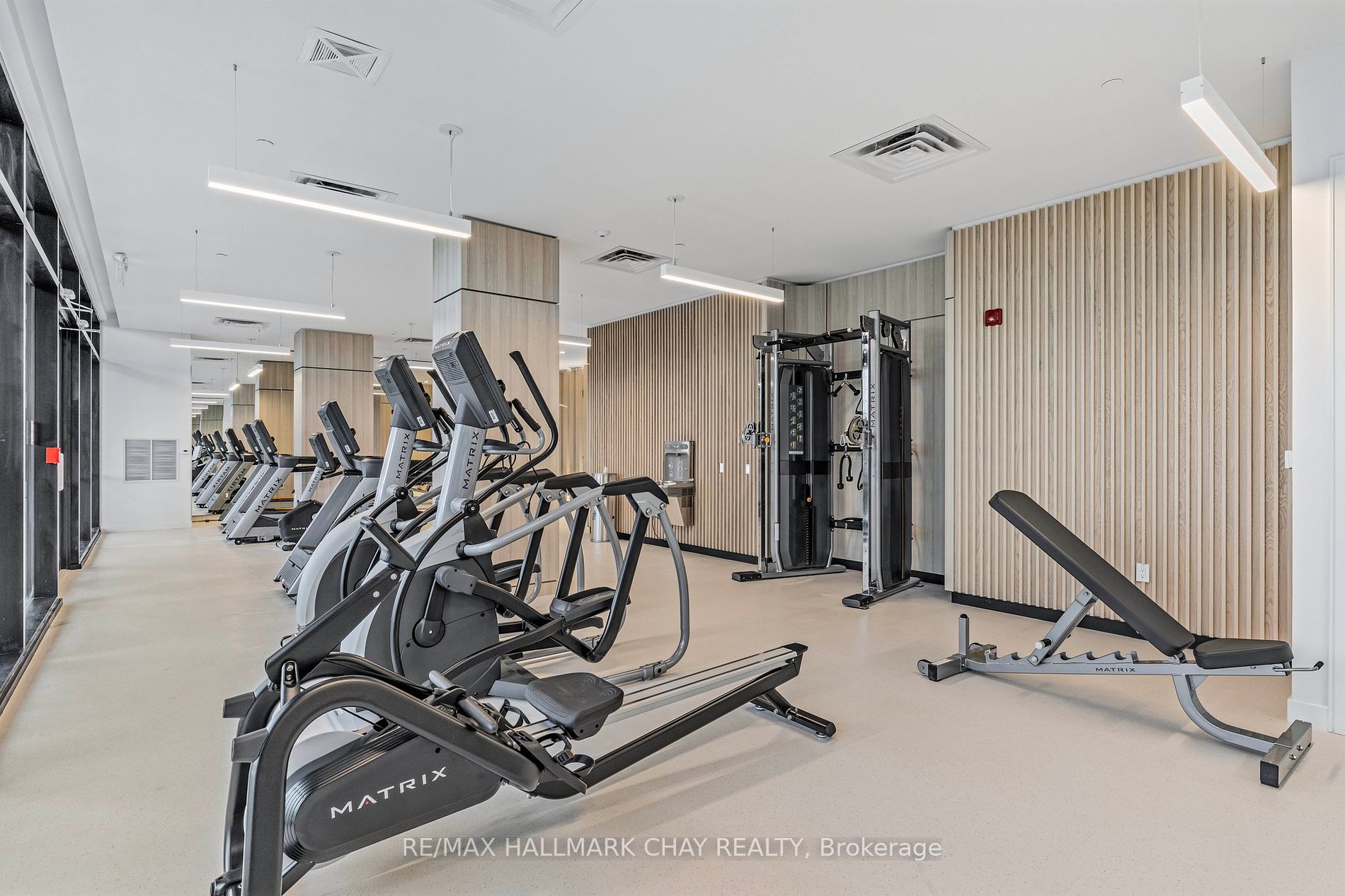 185 Dunlop St E, #105