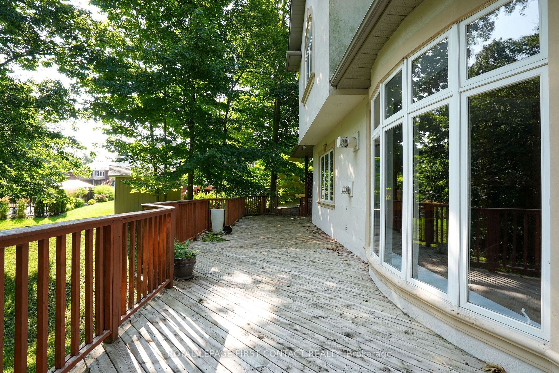 29 Glenhuron Dr