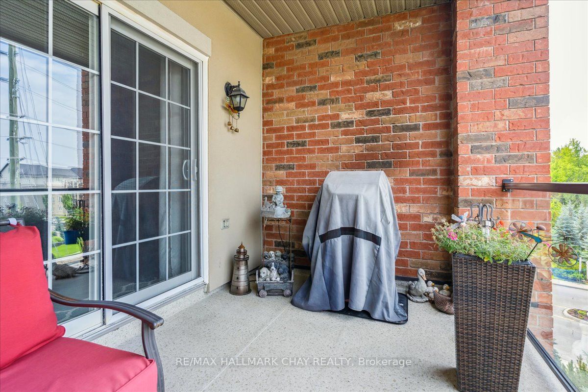 39 Ferndale Dr S, #311