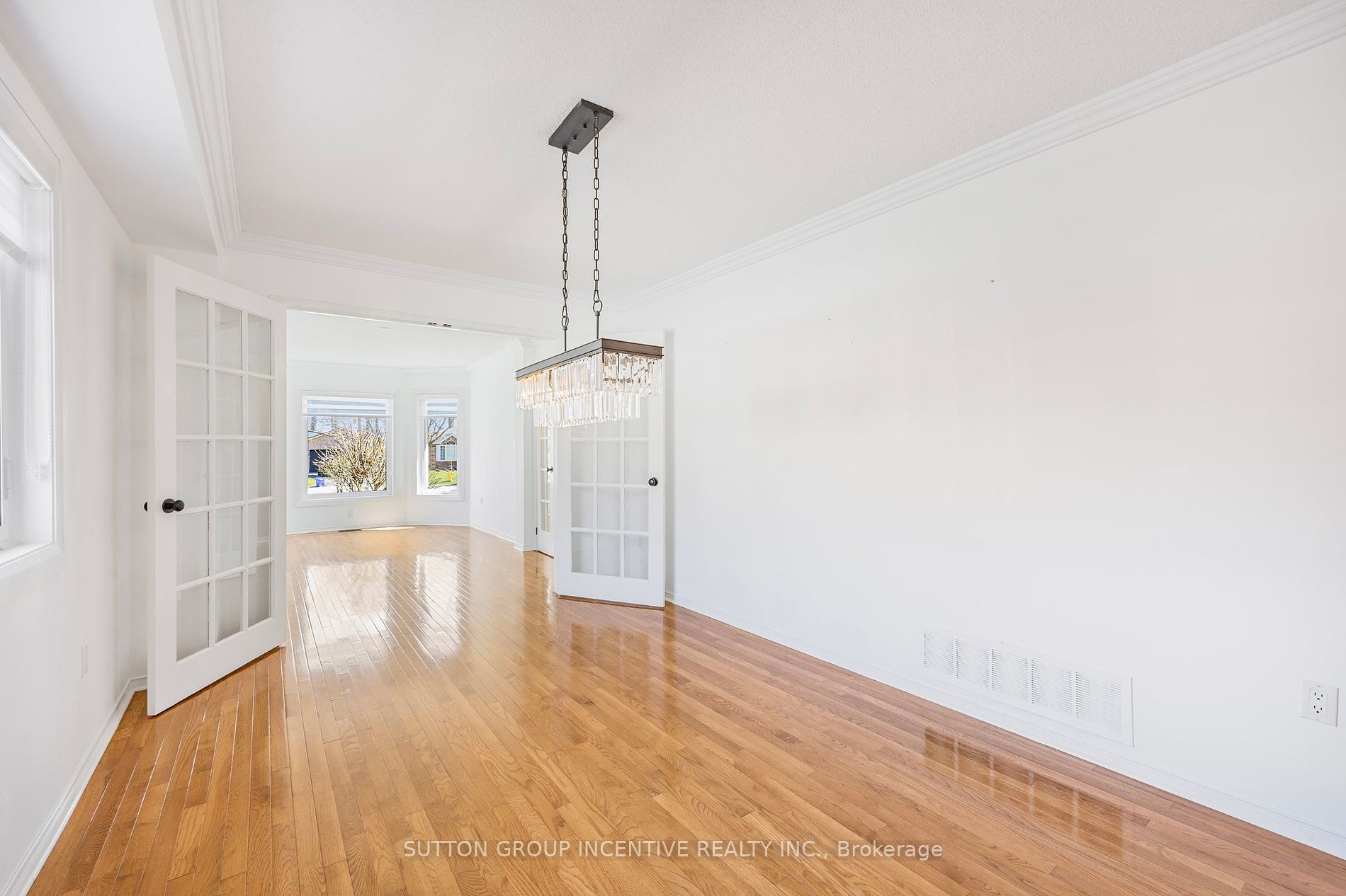 33 Glen Oak Crt