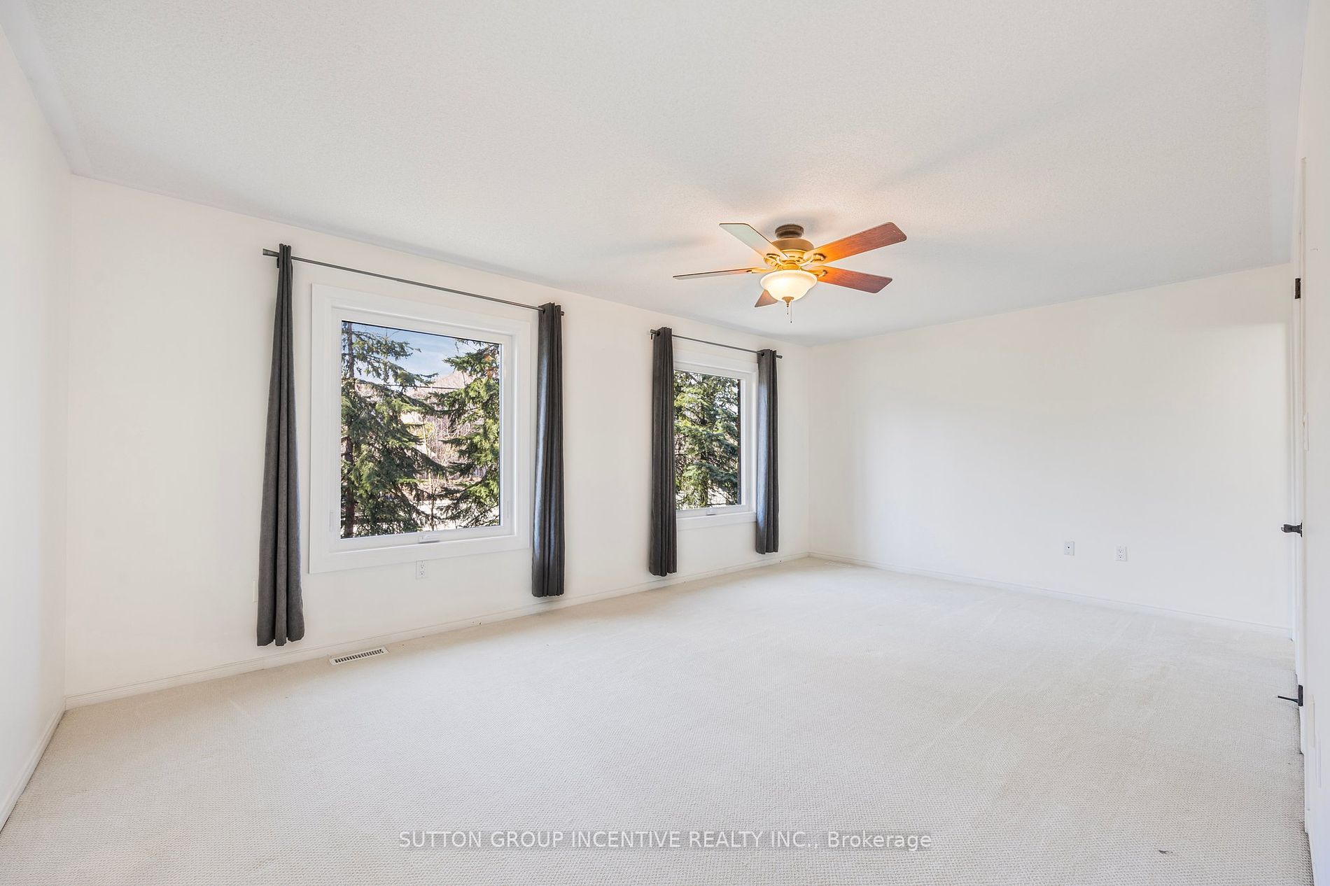 33 Glen Oak Crt