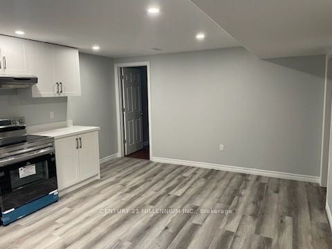 9 Whitehorn Crescent