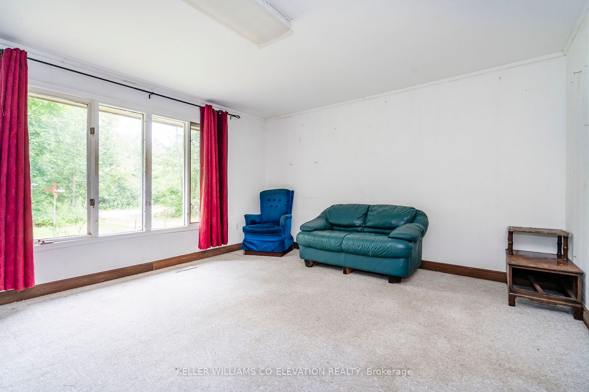 16 Couchiching Crescent