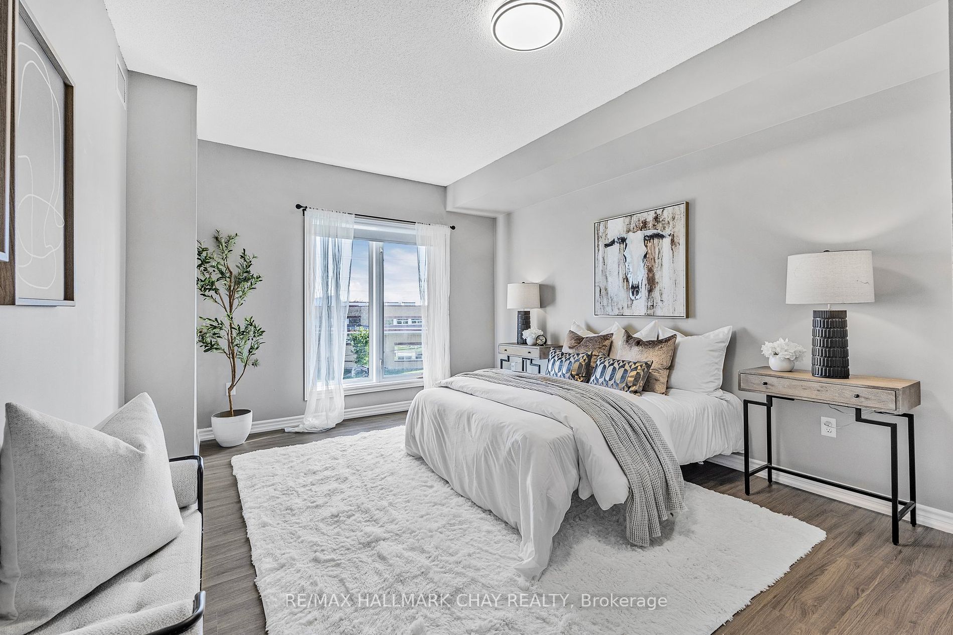 720 Yonge Street, #309
