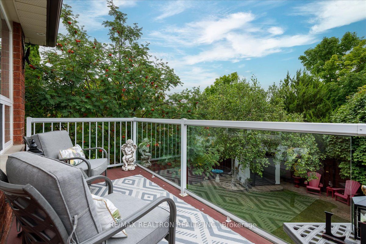 84 Kingsridge Rd