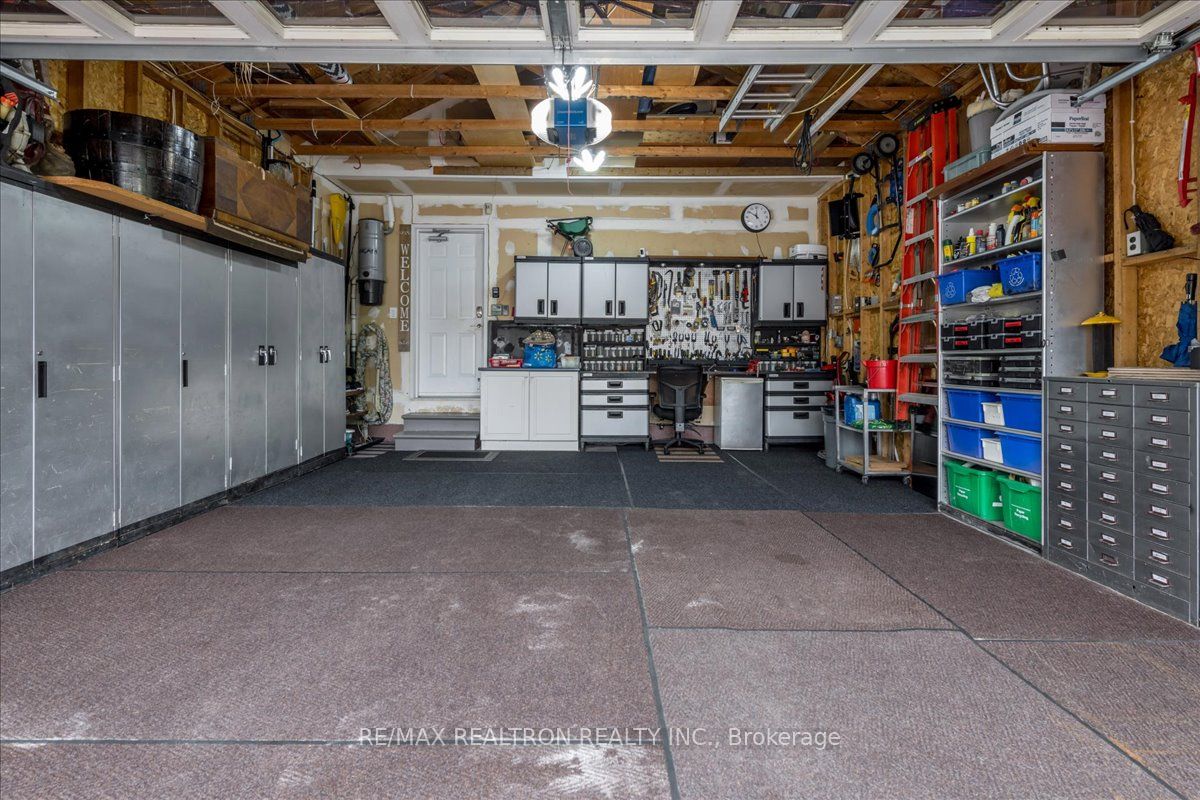 84 Kingsridge Rd