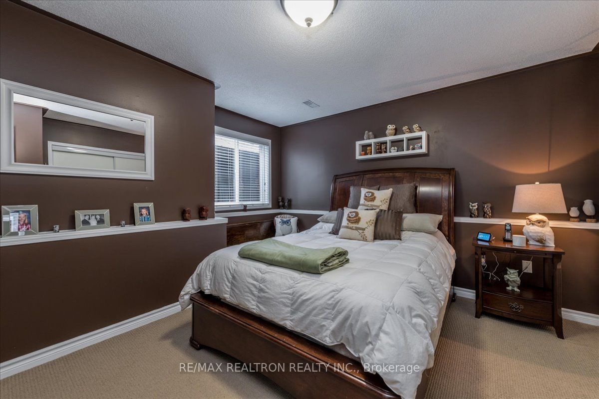 84 Kingsridge Rd