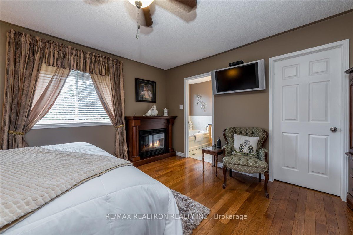 84 Kingsridge Rd