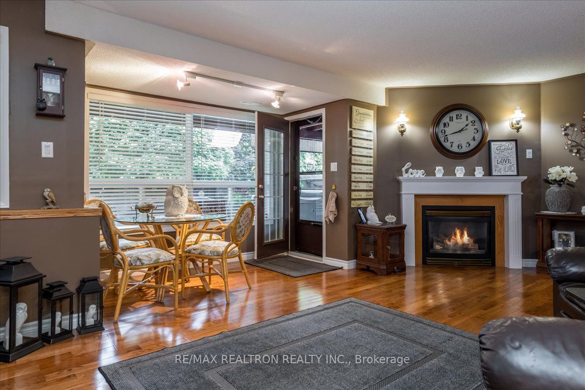 84 Kingsridge Rd