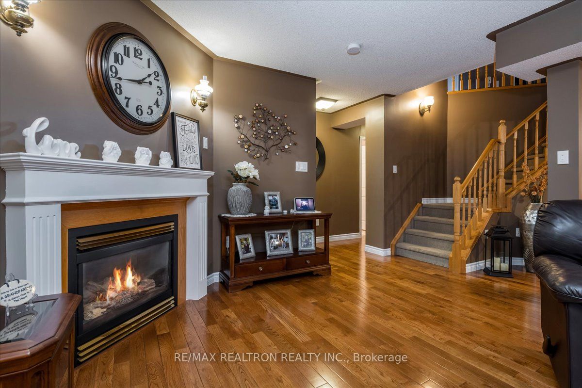 84 Kingsridge Rd