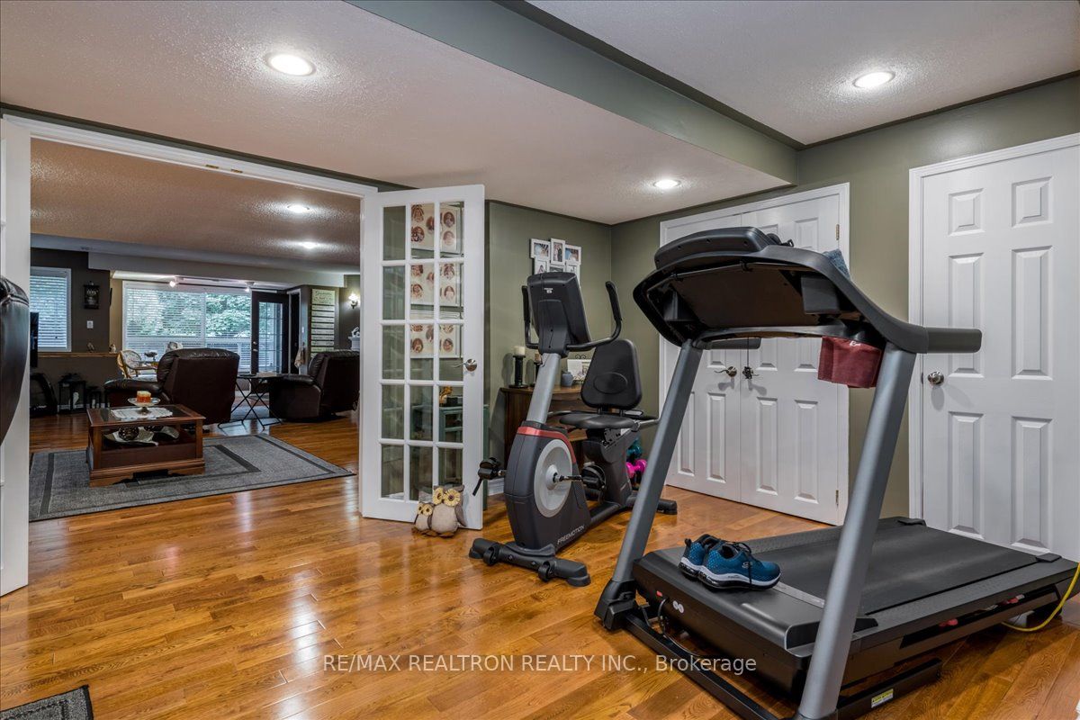 84 Kingsridge Rd