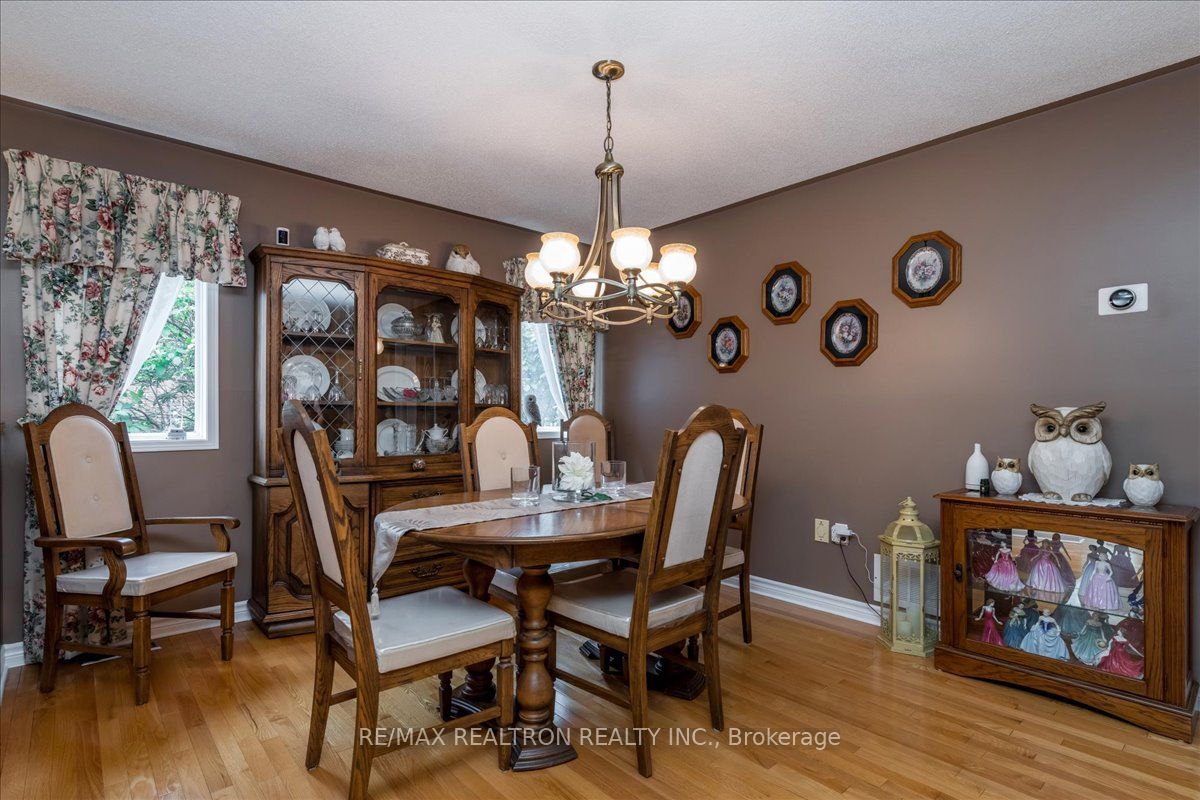 84 Kingsridge Rd