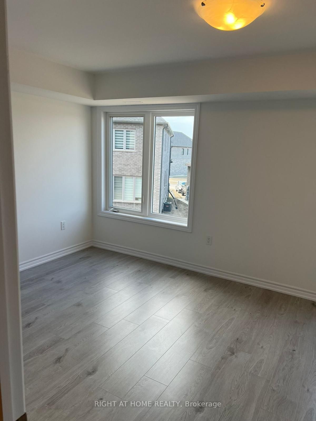 14 Wagon Lane E #5