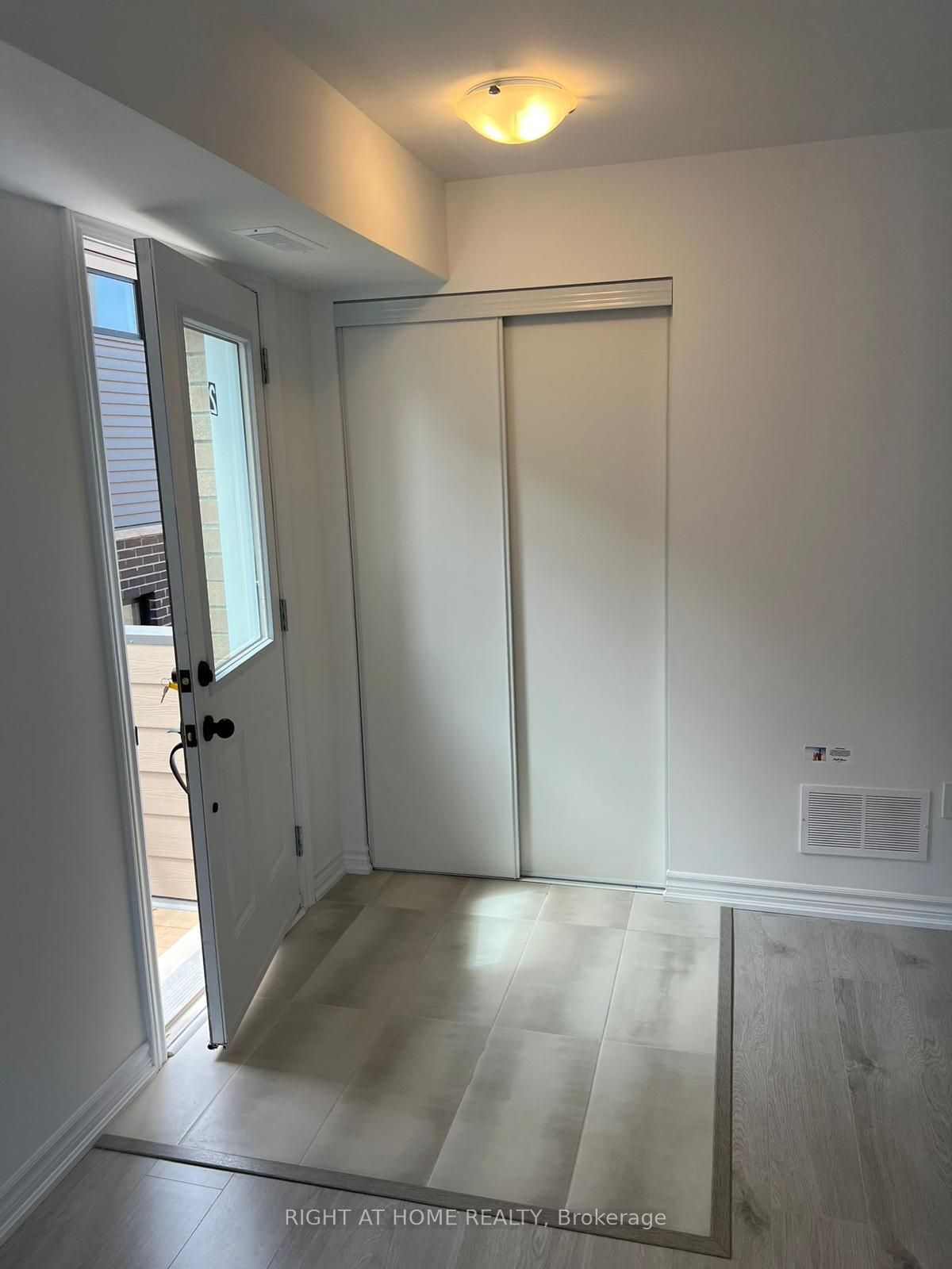 14 Wagon Lane E #5