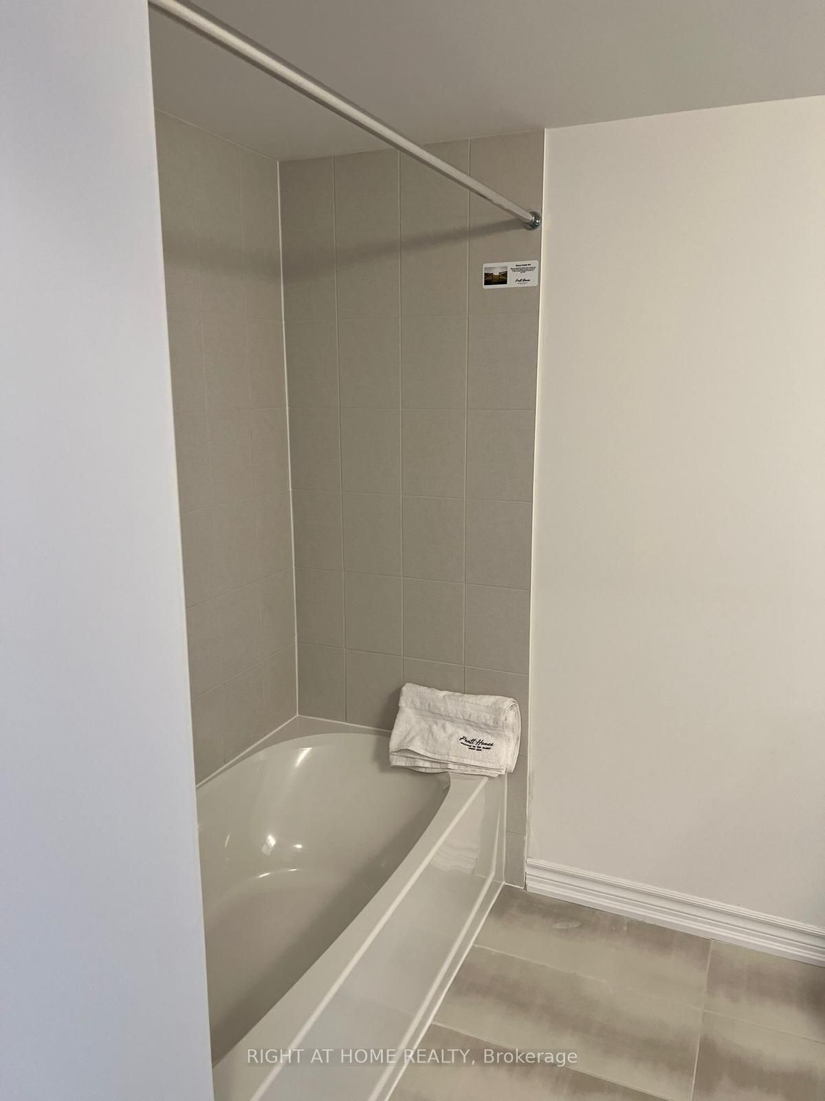 14 Wagon Lane E #5