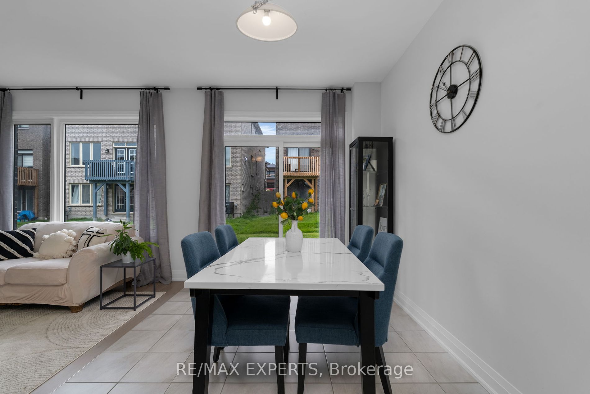 27 Sweet Cicely St