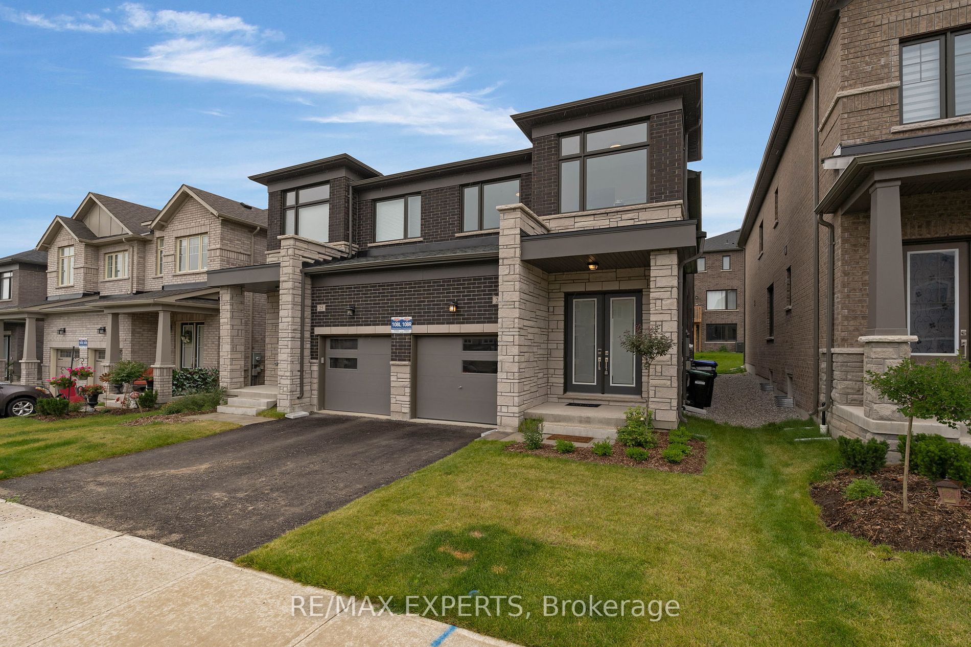 27 Sweet Cicely St