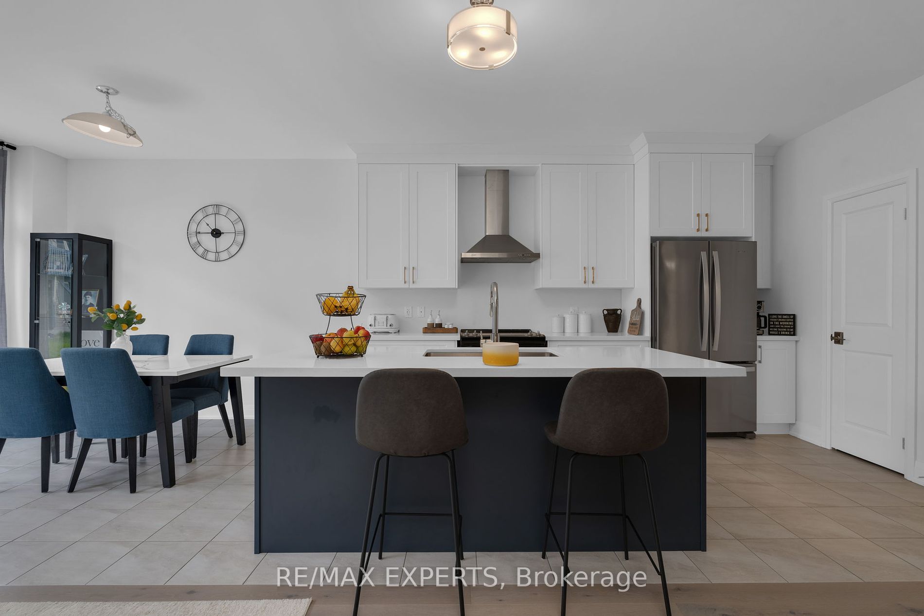 27 Sweet Cicely St