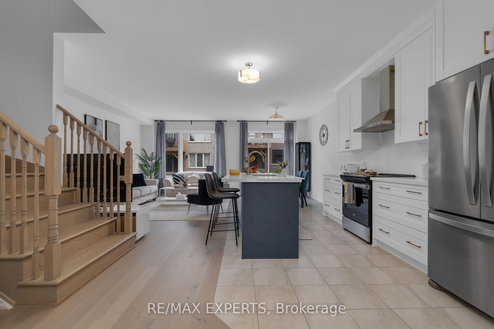 27 Sweet Cicely St