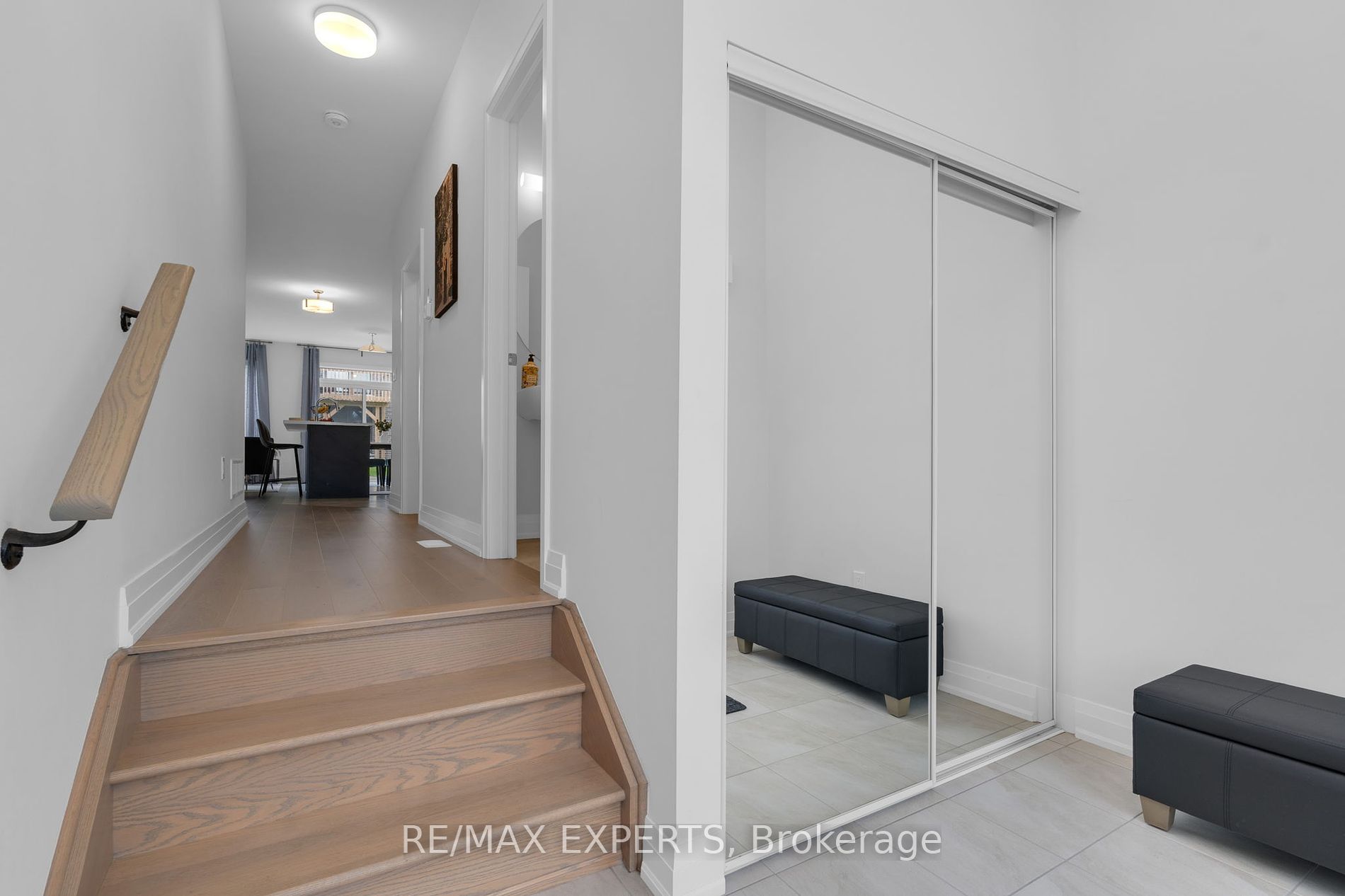 27 Sweet Cicely St
