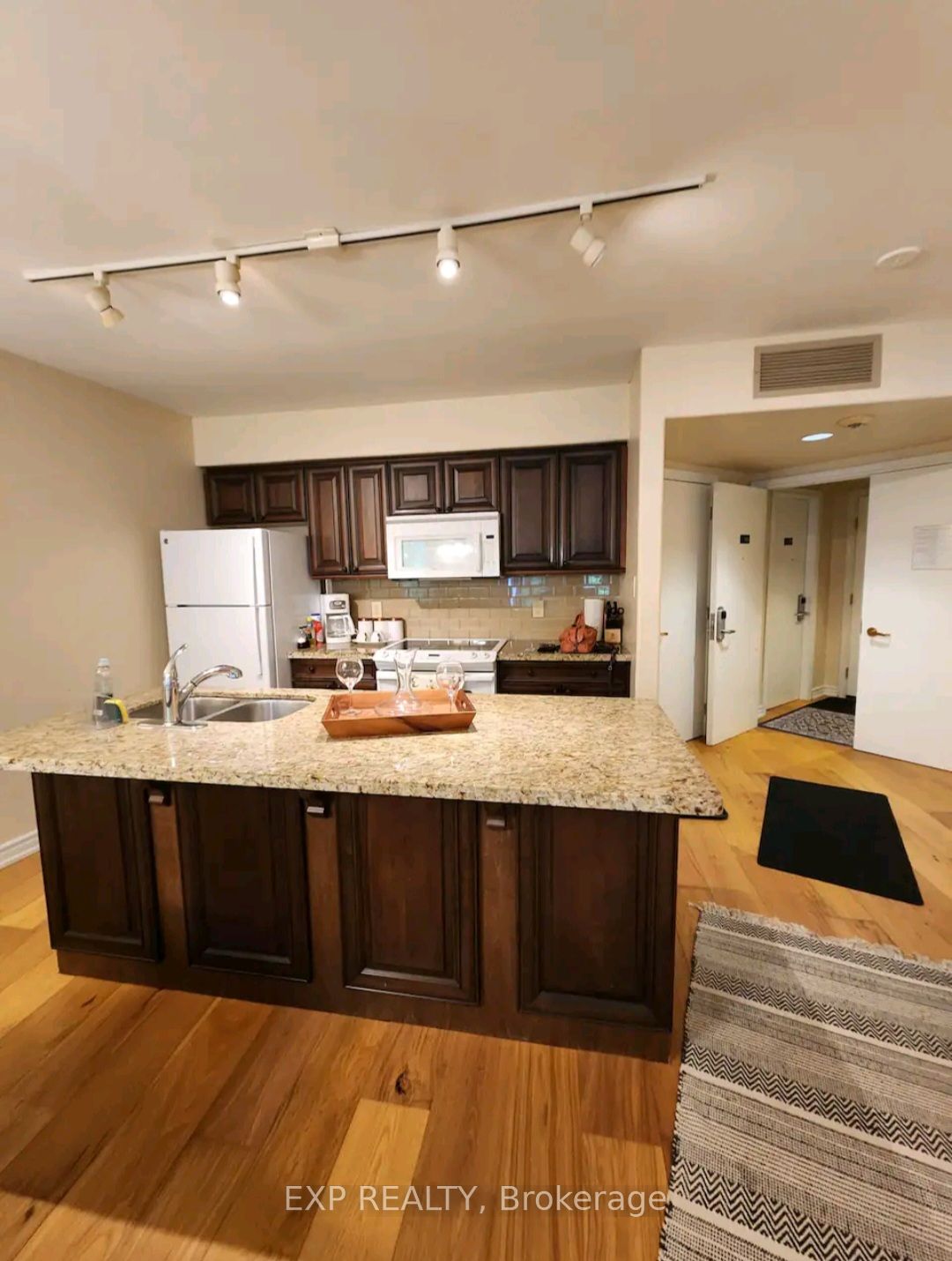 90 Highland Drive #2264