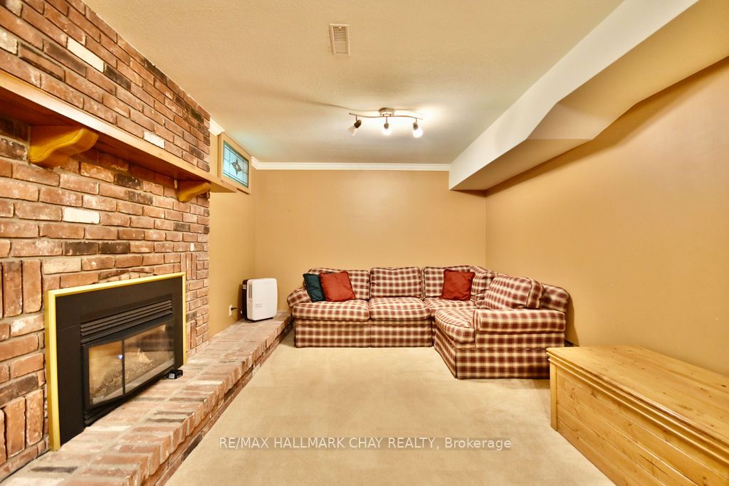 67 Woodcrest Road