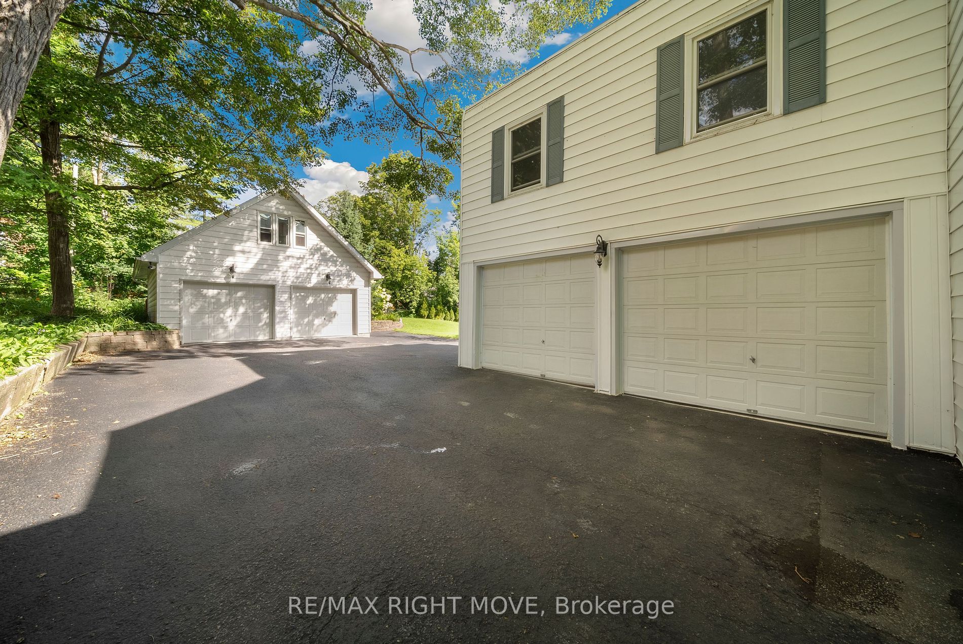 68 Tecumseth St