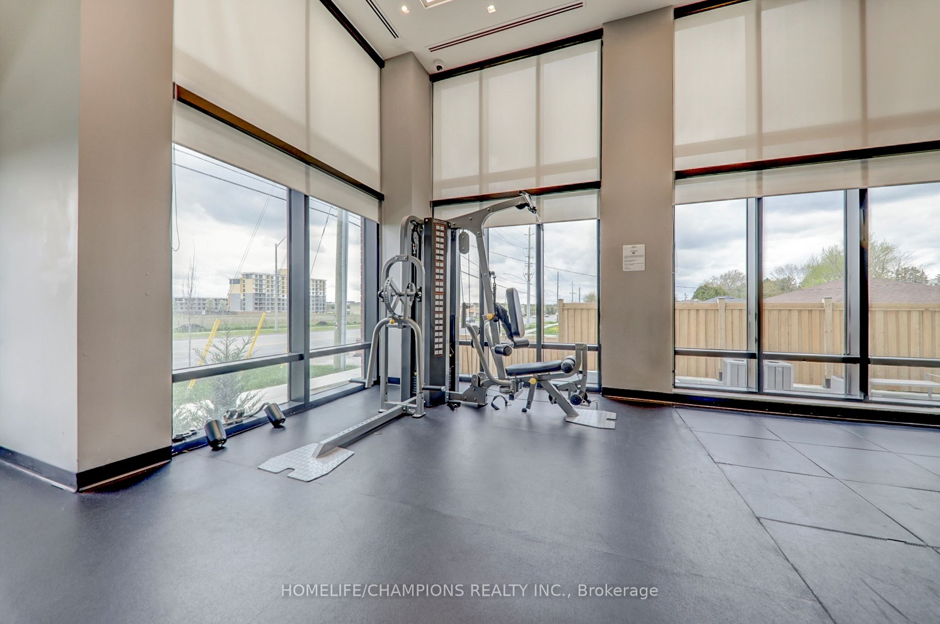 681 Yonge St, #602