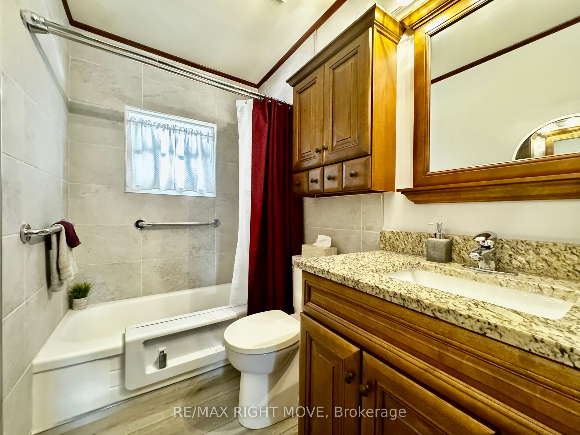 8 Gaudaur Court