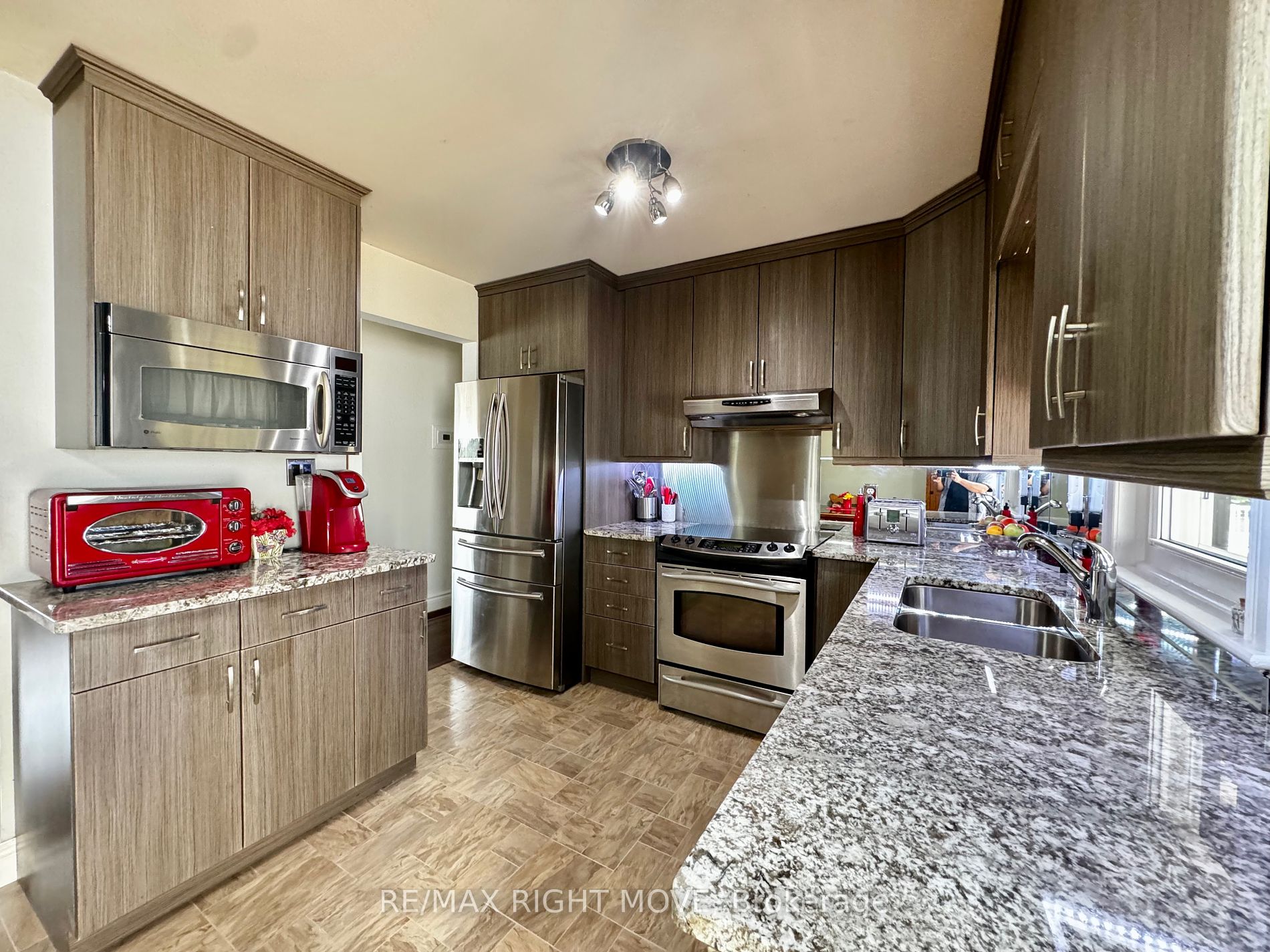 8 Gaudaur Court