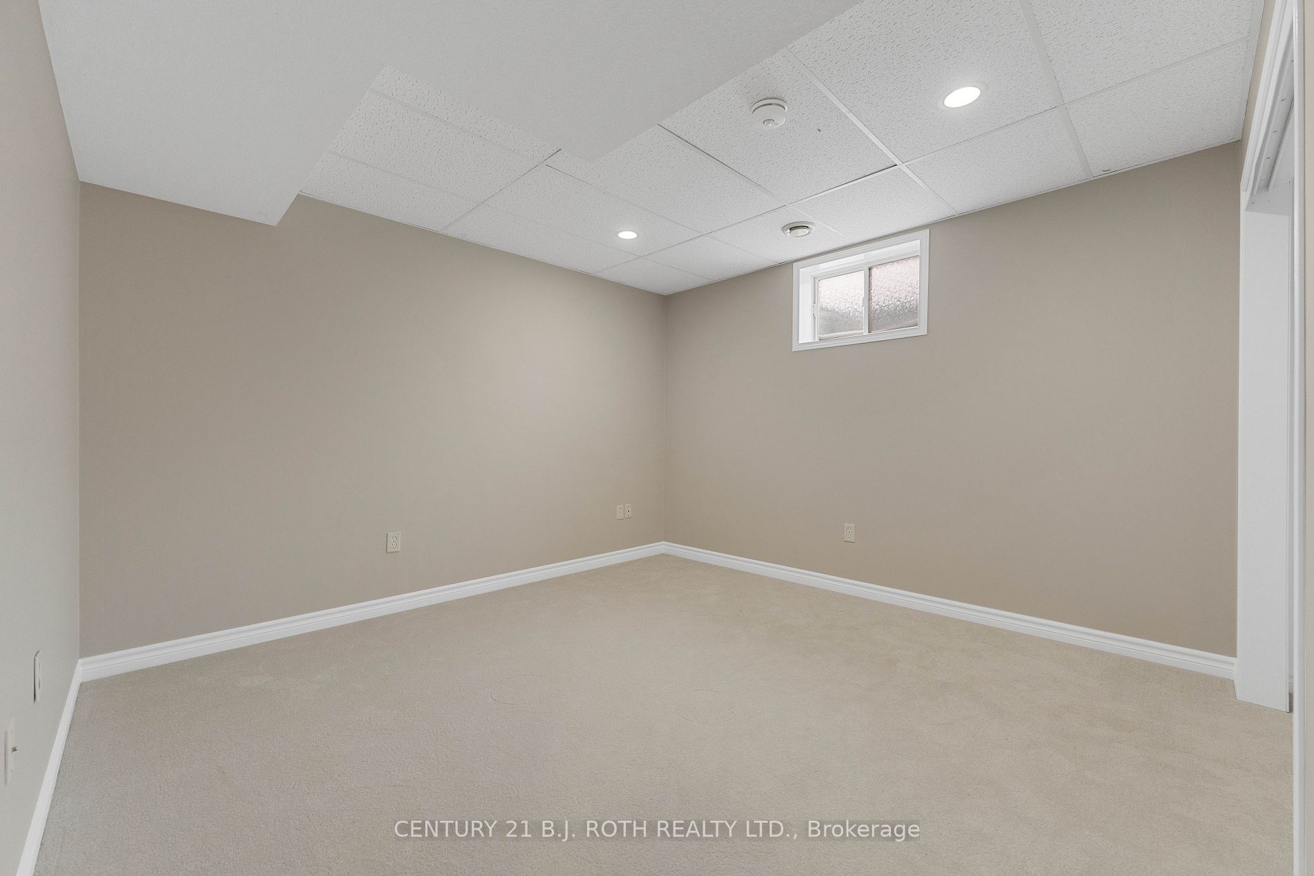 361 GEORGIAN Drive, #LOWER
