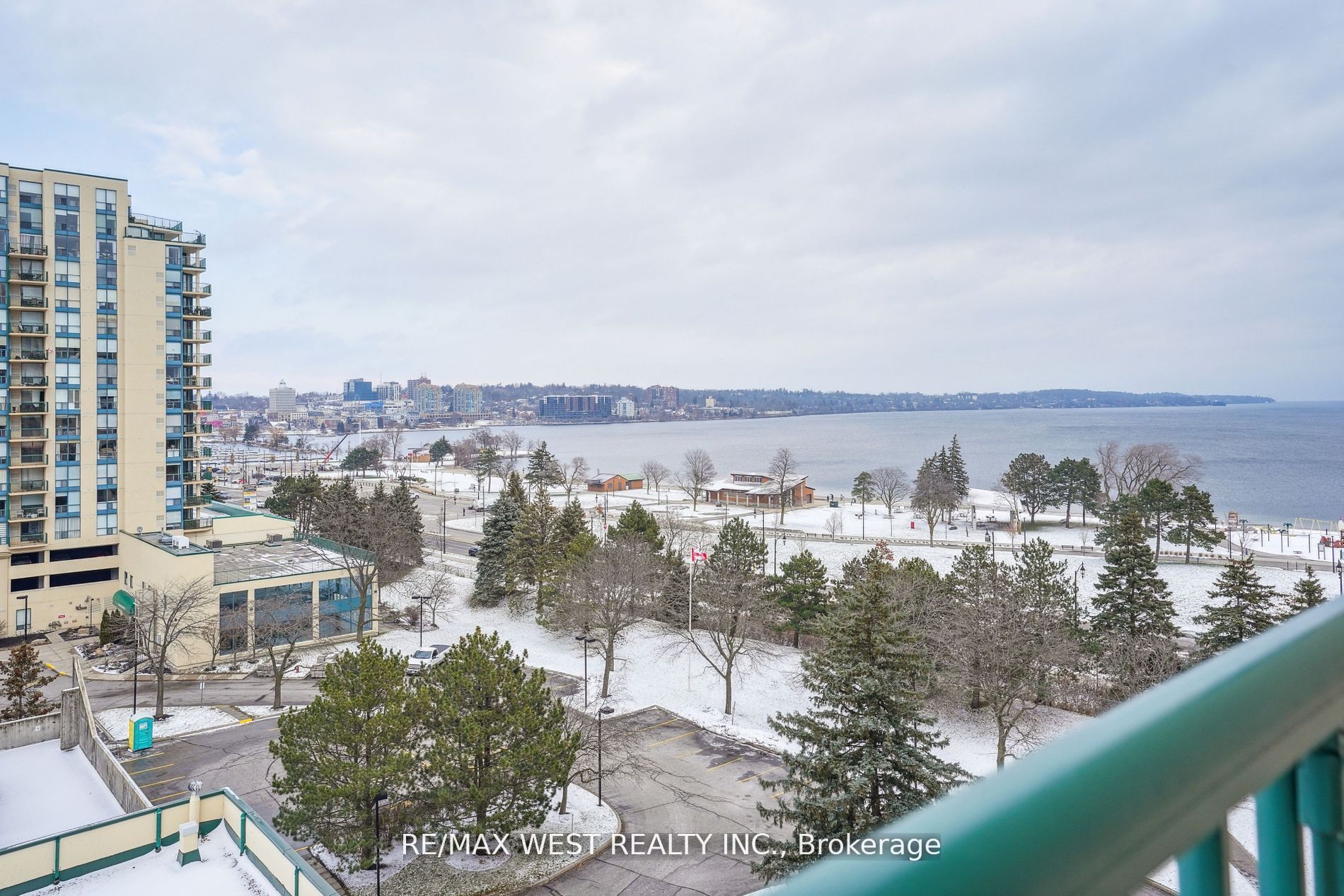 75 Ellen Street, #904